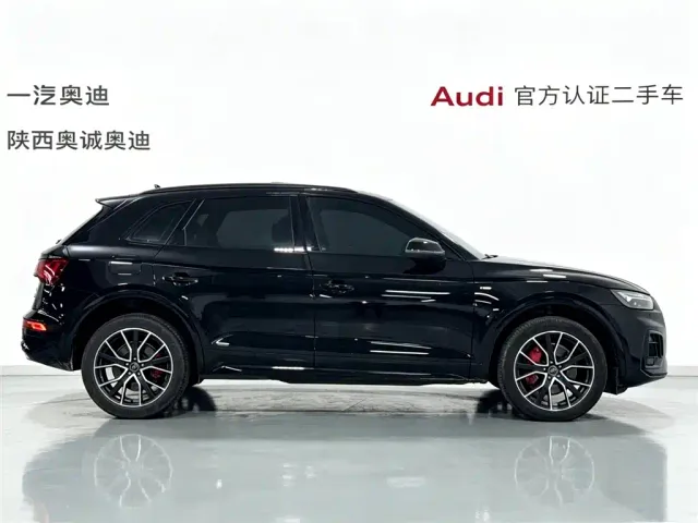 Audi Q5L — Фото автомобиля 3