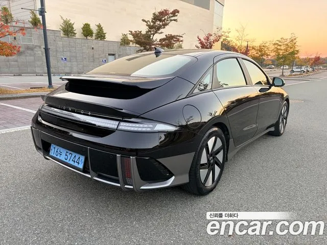 Hyundai Ioniq 6 — Фото автомобиля 7