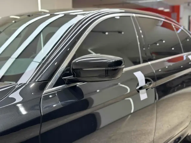 BMW 5 Series — Фото автомобиля 9
