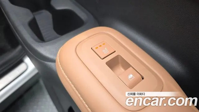 Hyundai Santafe Santa Fe (MX5) Бензин 2.5T 2WD — Фото автомобиля 11
