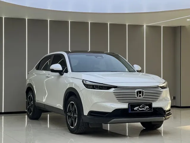 Honda Vezel — Фото автомобиля 3