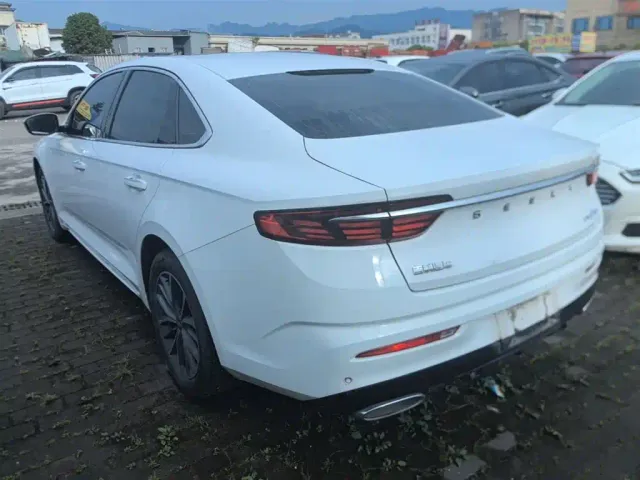 Geely Xingrui — Фото автомобиля 4