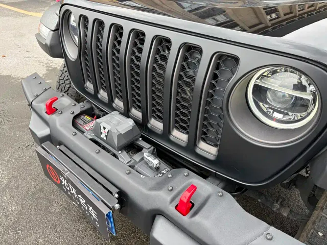 Jeep Gladiator — Фото автомобиля 11