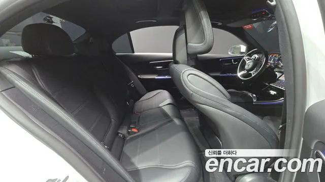 Mercedes-Benz C-Class W206 — Фото автомобиля 12
