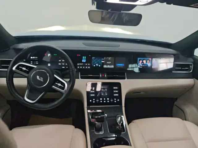 Li Auto ONE — Фото автомобиля 12