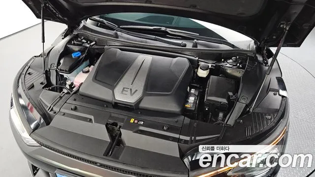 Kia EV6 — Фото автомобиля 9