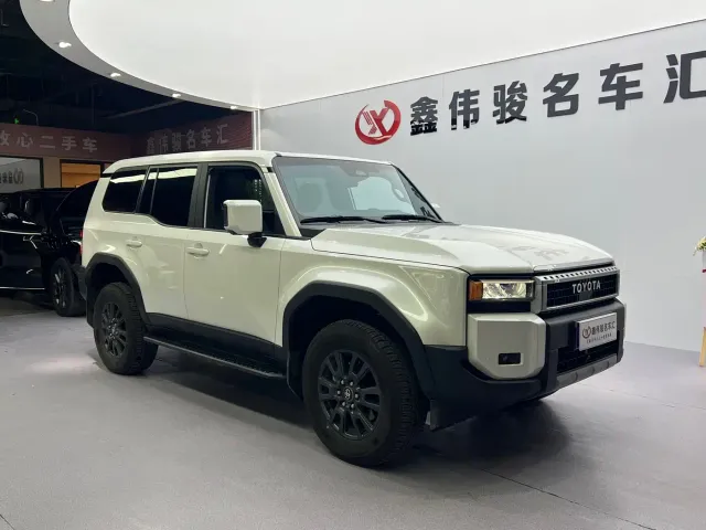 Toyota Prado — Фото автомобиля 4