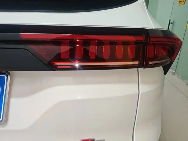Jetour X70 — Фото автомобиля 7