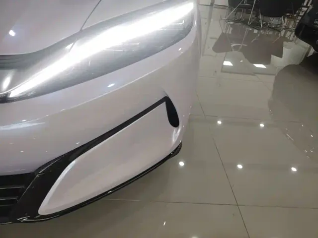 BYD Han L — Фото автомобиля 17