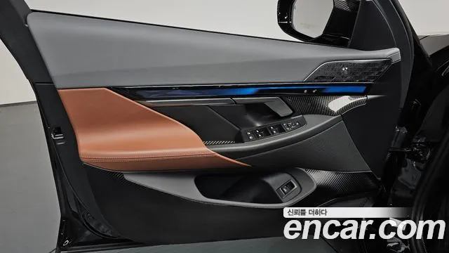 BMW i5 — Фото автомобиля 20