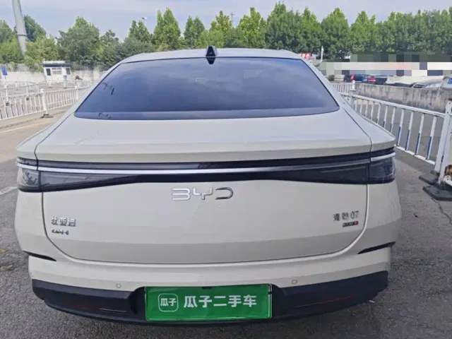 BYD Seal 07 DM-i — Фото автомобиля 5