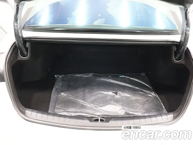 Kia K8 (New) Hybrid — Фото автомобиля 5