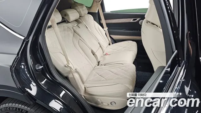 Genesis GV80 — Фото автомобиля 17