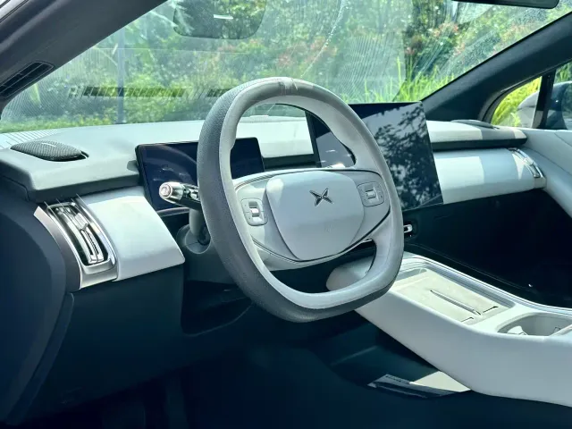 XPeng XPeng P7+ 2024 Ultra Long Range Max — Фото автомобиля 9