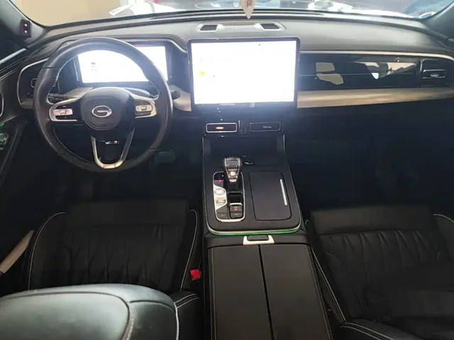 GAC Trumpchi GS8 — Фото автомобиля 9