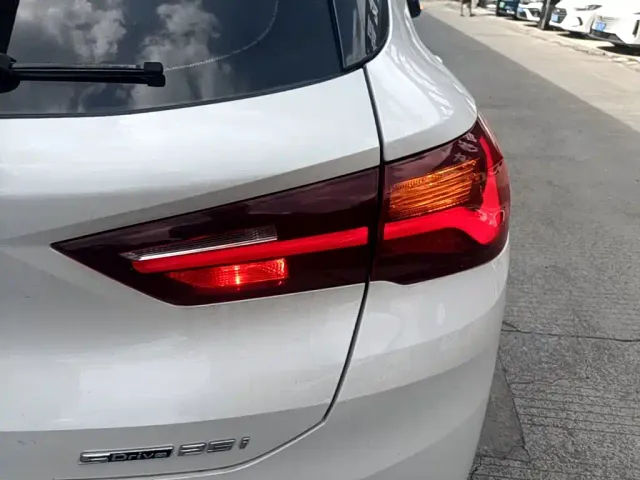 BMW X2 — Фото автомобиля 7