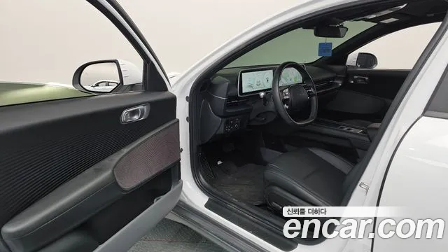 Hyundai Ioniq 6 — Фото автомобиля 15