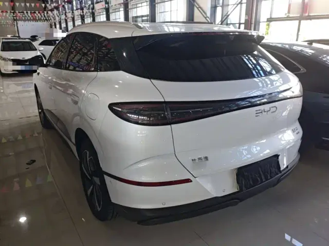 BYD Sealion 06 — Фото автомобиля 4