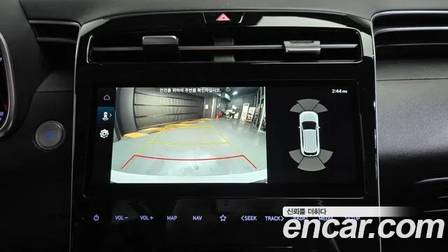 Hyundai Tucson Tucson (NX4) Бензин 1.6 турбо 2WD — Фото автомобиля 16