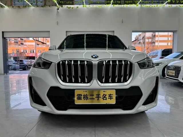 BMW X1 — Фото автомобиля 2