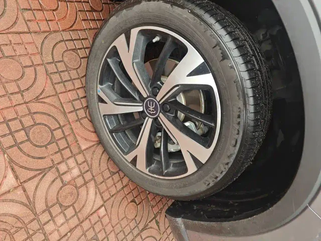 BYD Song Pro — Фото автомобиля 24