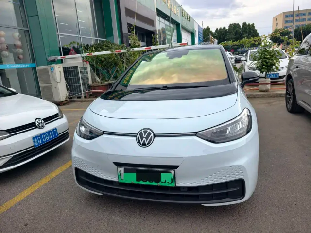 Volkswagen ID.3 — Фото автомобиля 2