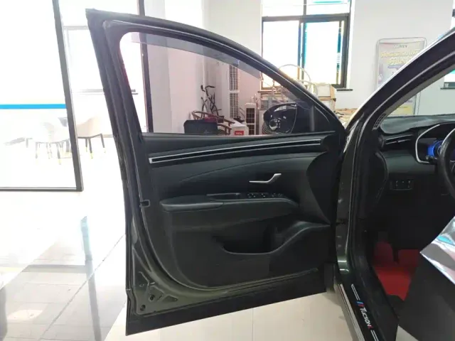 Hyundai Tucson — Фото автомобиля 7
