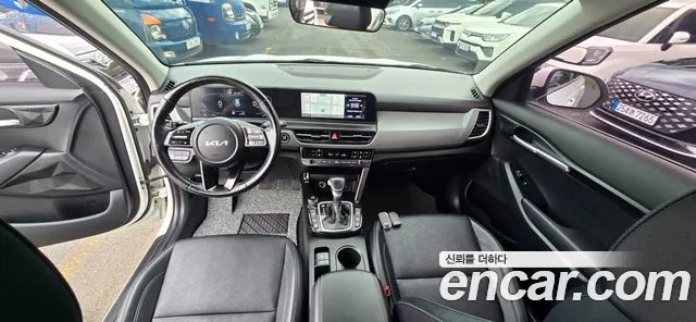Kia Seltos — Фото автомобиля 2