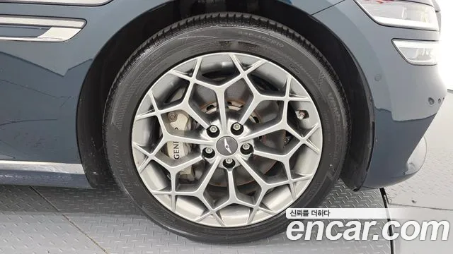 Genesis G80 Бензин 2.5 турбо AWD — Фото автомобиля 21