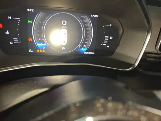 Geely Xingrui — Фото автомобиля 13
