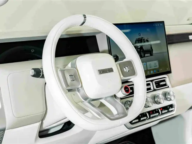 iCAR V23 — Фото автомобиля 11