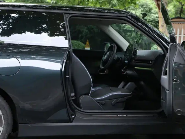 MINI Cooper — Фото автомобиля 18
