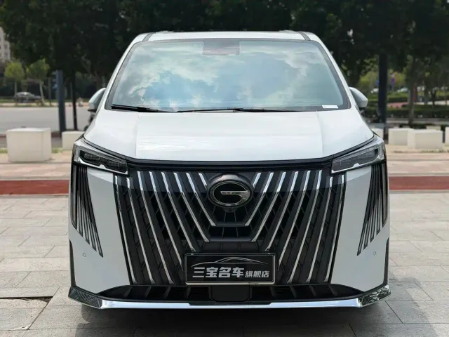 GAC Trumpchi M8 — Фото автомобиля 2