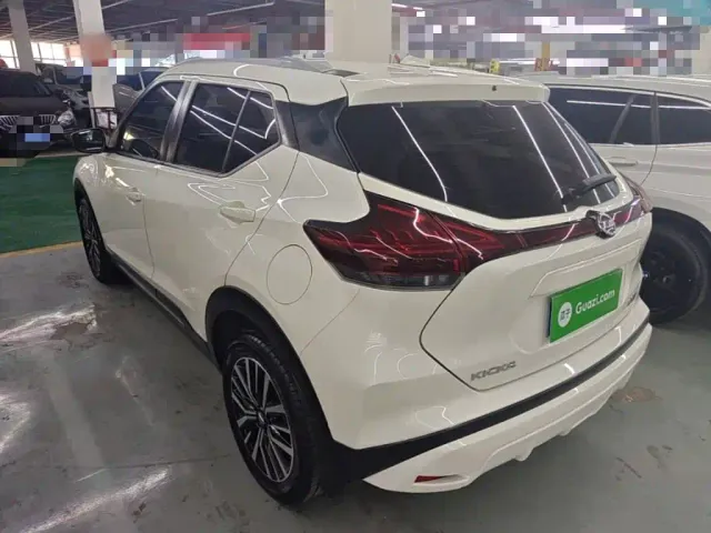 Nissan Kicks 2022 1.5L CVT XL Fashion Edition — Фото автомобиля 4