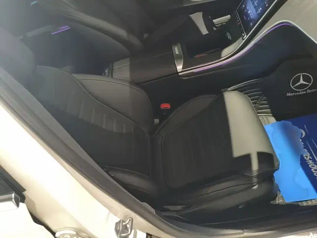 Mercedes-Benz C-Class — Фото автомобиля 24