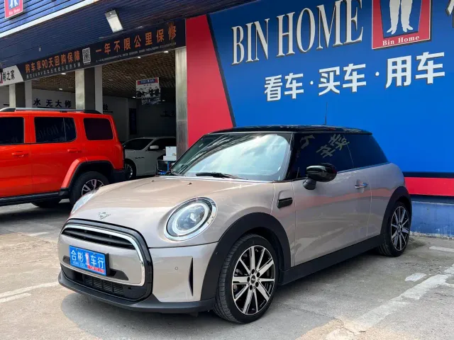 MINI Hatch — Фото автомобиля 14