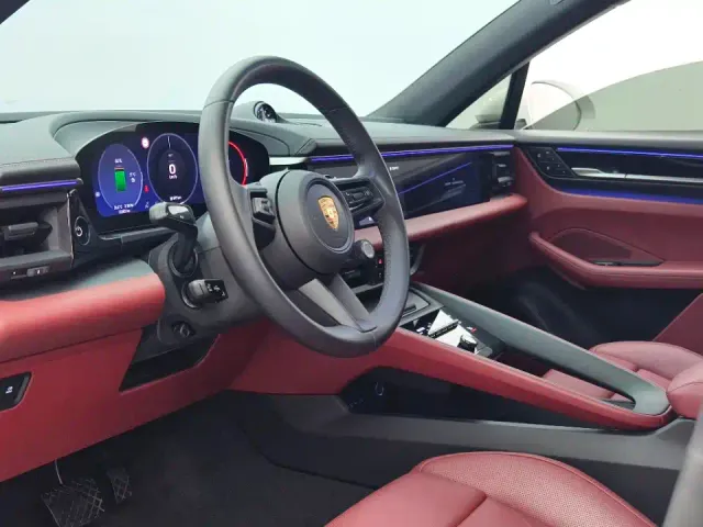 Porsche Macan EV — Фото автомобиля 10