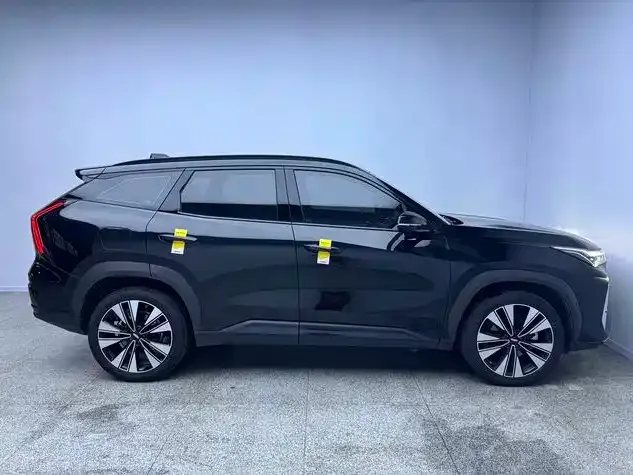 Geely Boyue L — Фото автомобиля 4