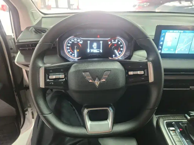 Wuling Jiachen — Фото автомобиля 6
