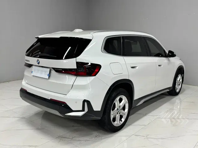 BMW X1 — Фото автомобиля 4