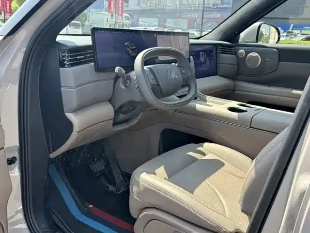 IM Motors LS8 — Фото автомобиля 4