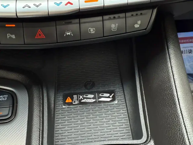 Cadillac CT5 — Фото автомобиля 21