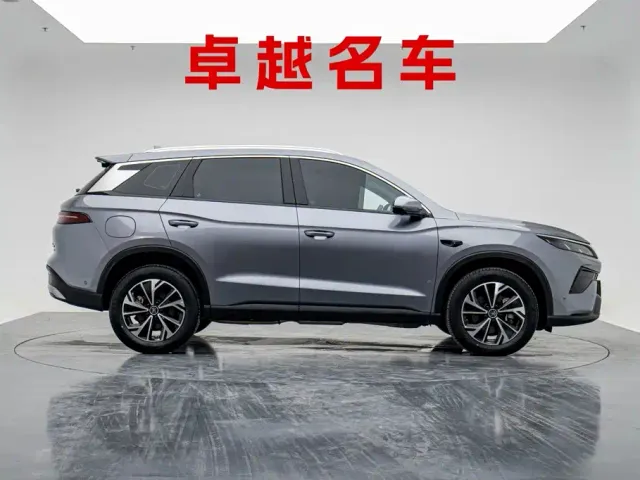 BYD Song Pro — Фото автомобиля 3