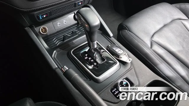 KG_Mobility_Ssangyong Rexton Новый Rexton Sport Дизель 2.2 4WD — Фото автомобиля 9