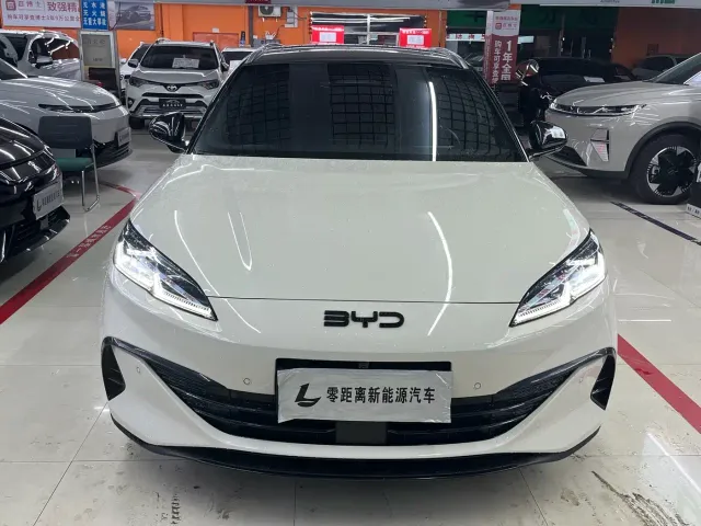 BYD Seal 06 DM-i Touring — Фото автомобиля 2