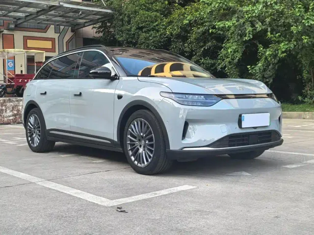Leapmotor C11 — Фото автомобиля 3