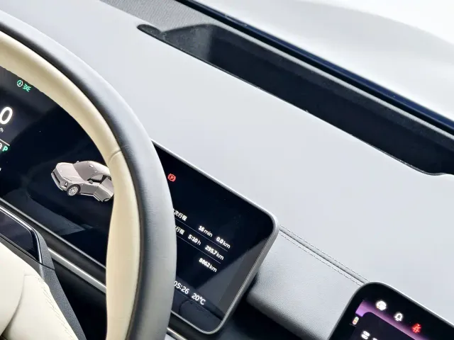 Nio ES6 — Фото автомобиля 11