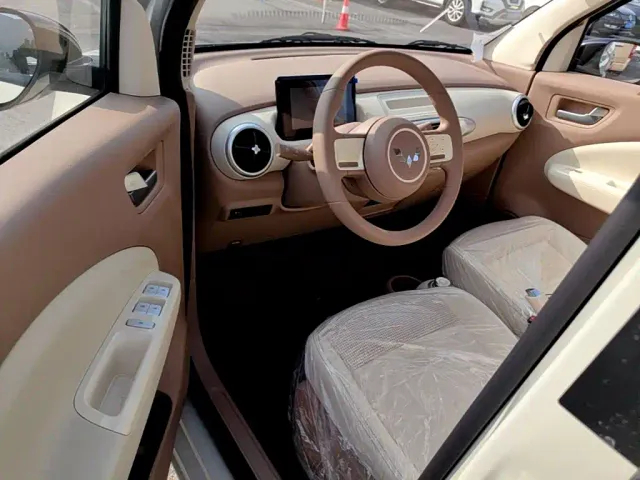 Wuling Hongguang Mini EV — Фото автомобиля 15