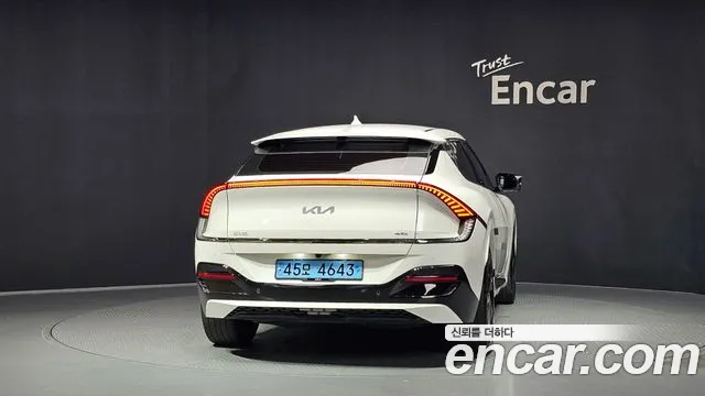 Kia EV6 — Фото автомобиля 4