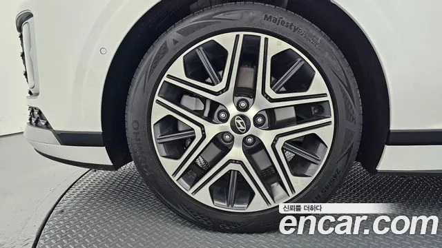 Hyundai Grandeur GN7 — Фото автомобиля 5